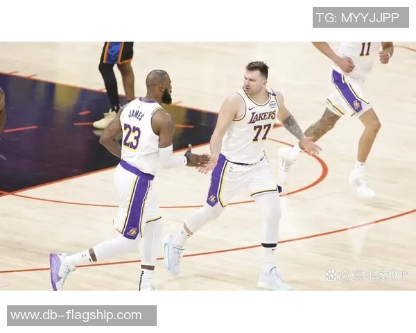 东契奇表现出色但湖人依靠团队配合逆转火箭成功锁定西部第三名